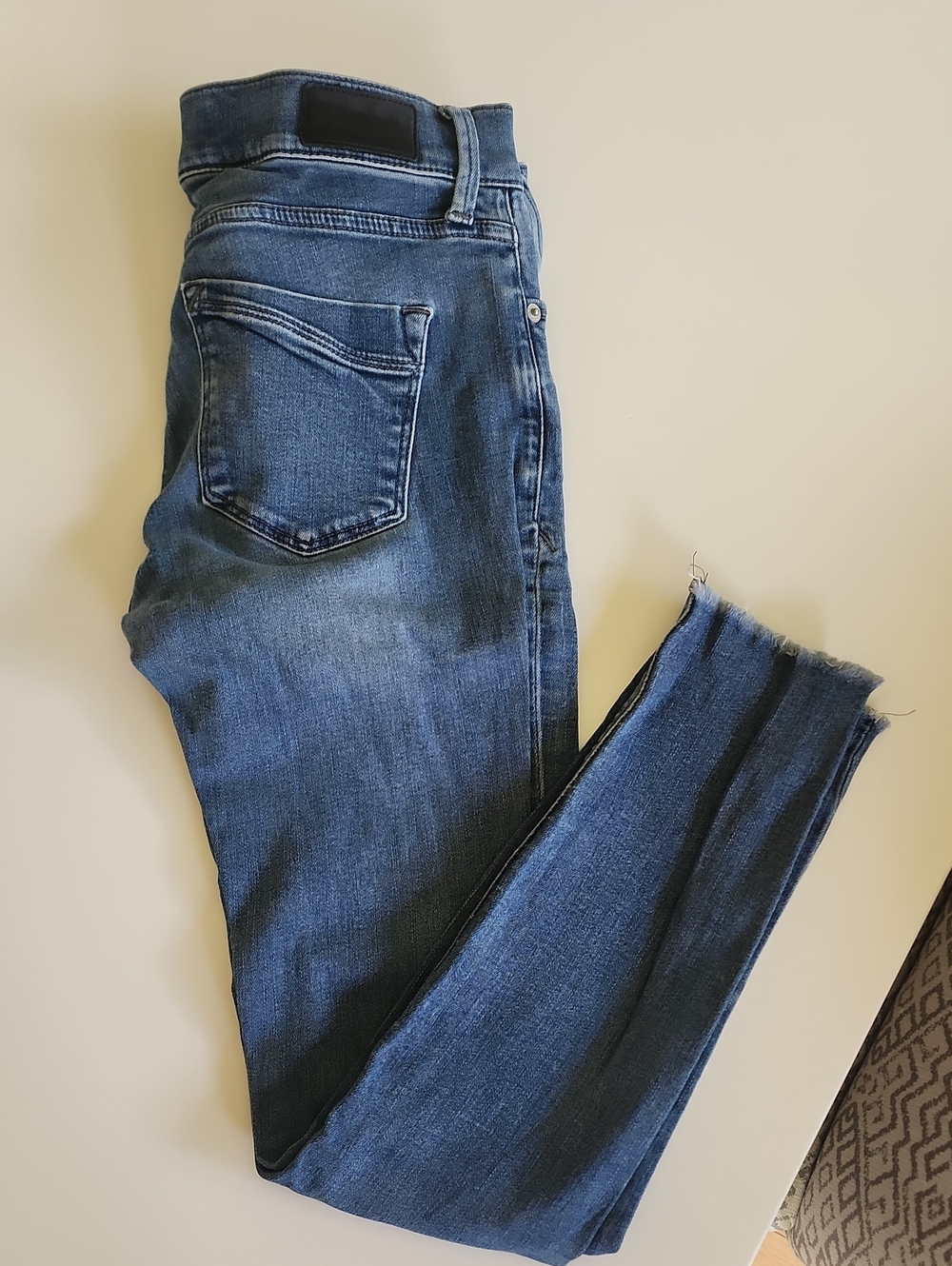 Express Skinny Jeans in Medium Blue Wash